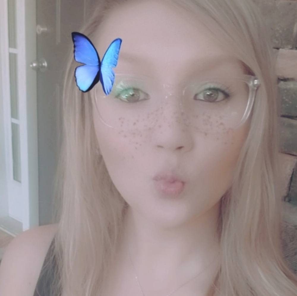 Meet your Posher, Brandy